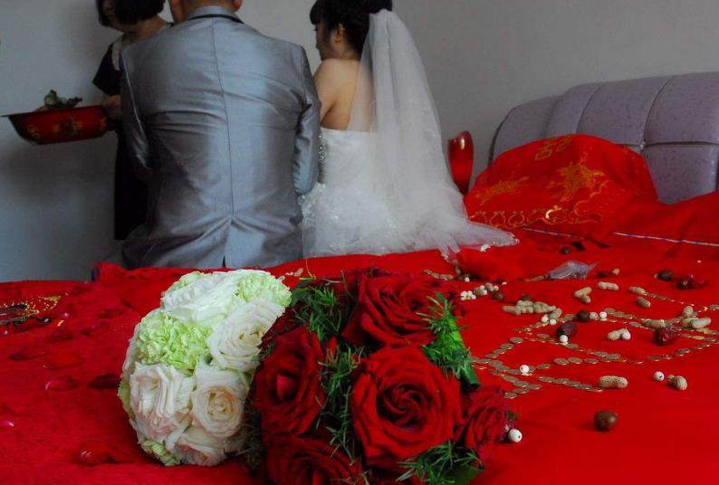 哪个银行有新婚储蓄卡
