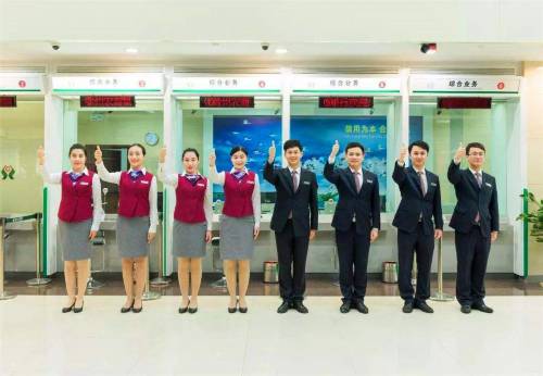 招商银行标准信用卡金卡和普卡有什么区别