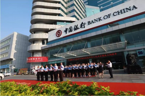 银行卡收到一笔涉案资金后被公安冻结了