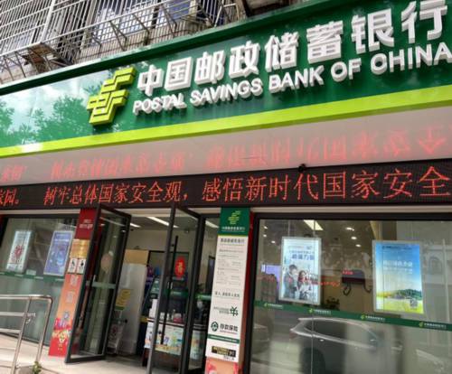 中信银行白领菁英卡白金卡有年费吗